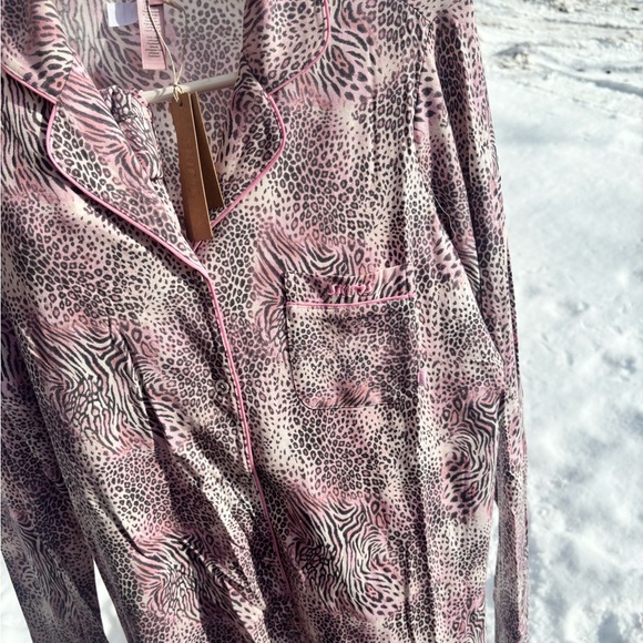 SKIMS unreleased Pajama Set - Picture 2 of 4